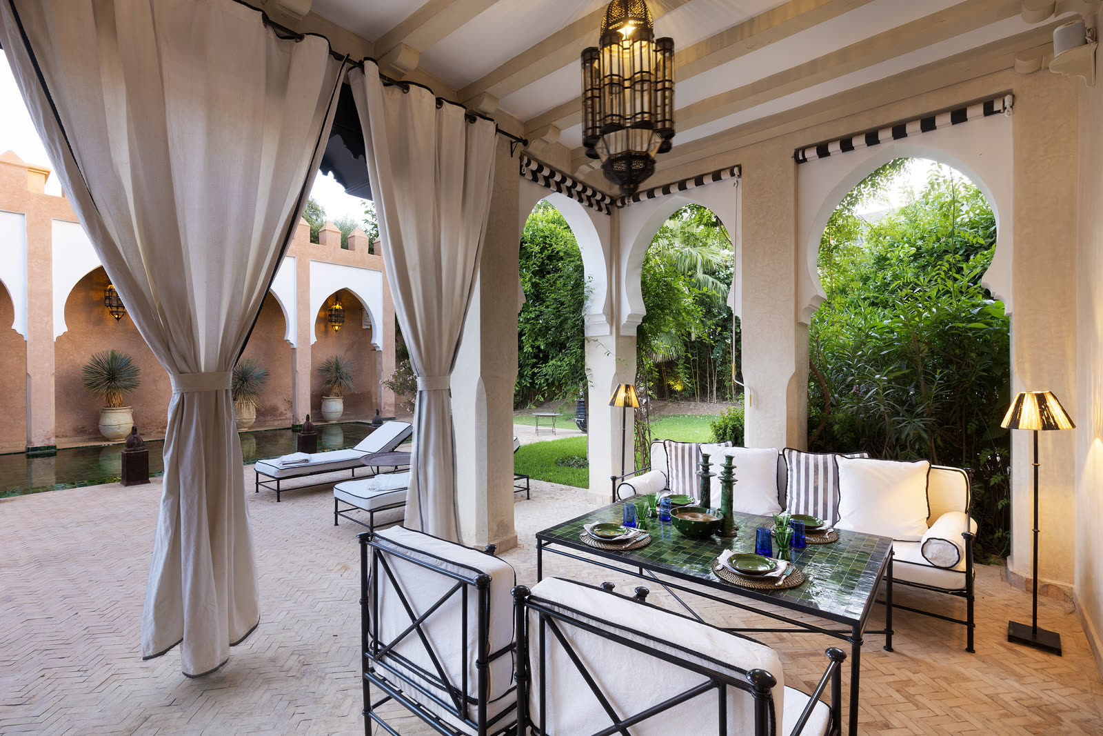 Salon de patio de la Villa El Moughani